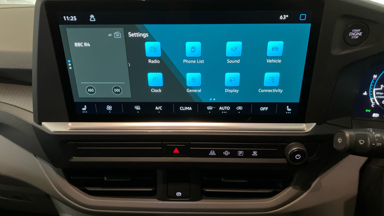 Volkswagen Transporter T28 Swb Diesel 2.0 TDI 110 Commerce Pro Van